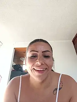 maynor_1998 Live XXX-Chat