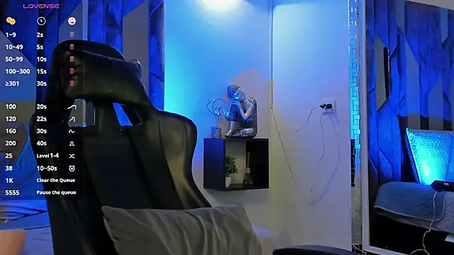 Онлайн чат XXX TonyPetrovjs