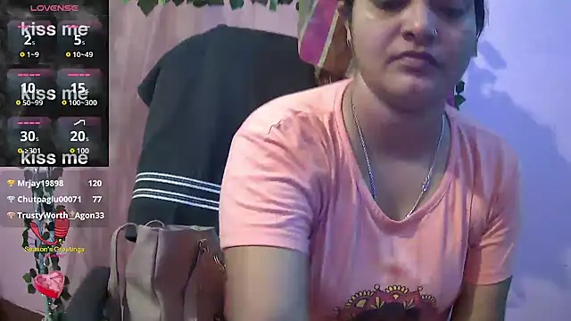 Pari-new's Live XXX Chat