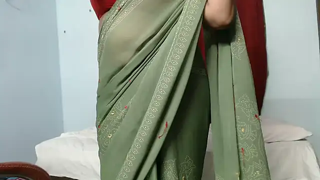 Sala de chat en directo de sunitha-3