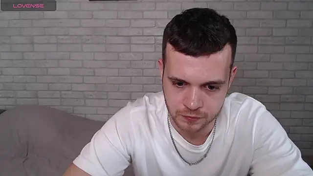 Alexxx_horny 在線直播表演