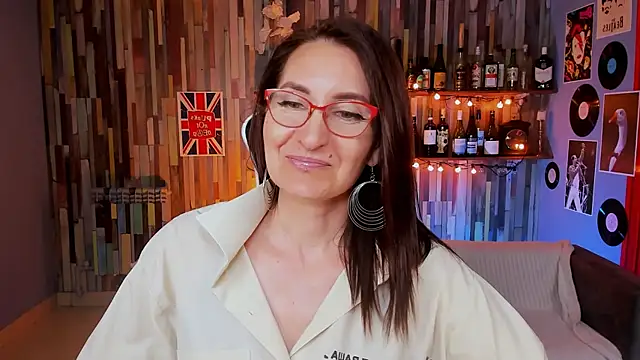 UnaTerra's Live XXX Chat