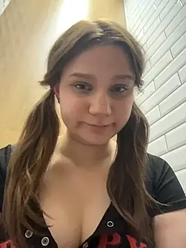 Chat +18 de lilimip ao vivo