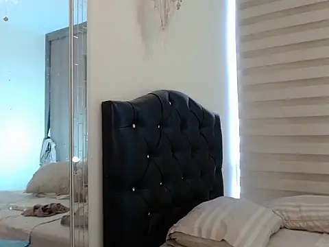 Chat +18 de gooddes303salome ao vivo
