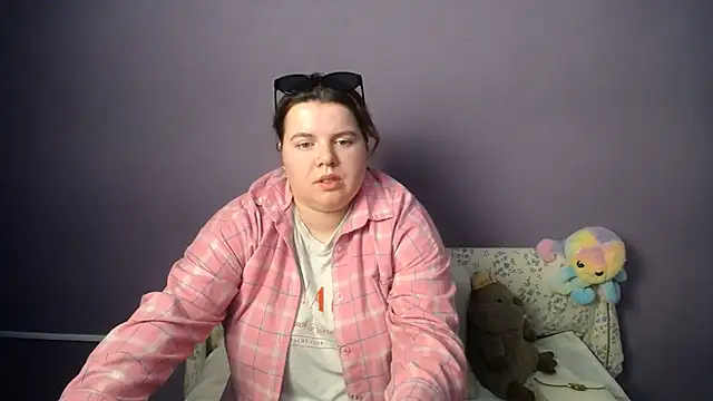 so_shy: απευθείας συνομιλία ΧΧΧ