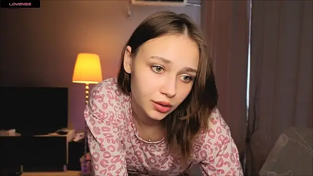 SweetLinaan Live XXX chat