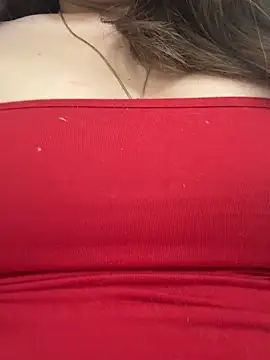 Emma_99 Adlı Modelin Canlı XXX Sohbeti
