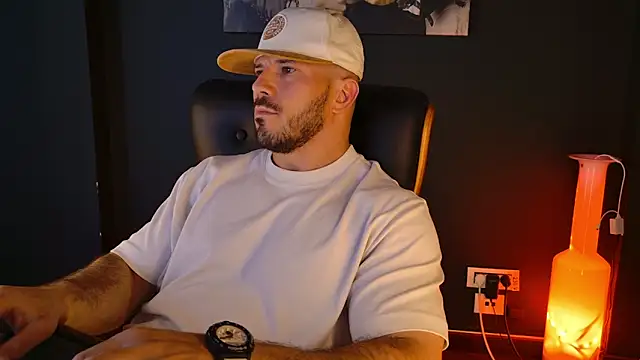 AngeloEric Live XXX Chat