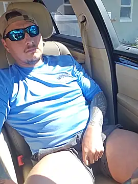 MrBiggBallz 现场XXX聊天