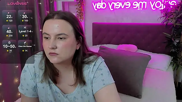 Czat XXX na żywo – FeralPeach