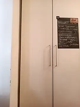 AthleticWomenizer2's Webcam Show