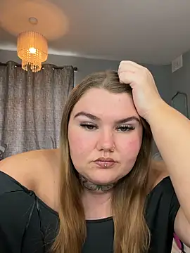 BeeMay22's Live XXX Chat