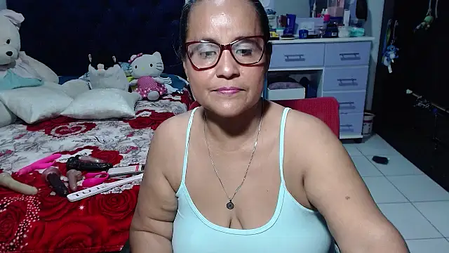 pervert_mommy_'s Live XXX Chat