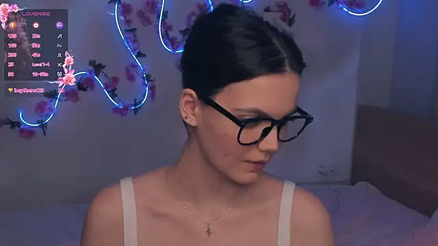 Czat XXX na żywo – JuliannPaysour