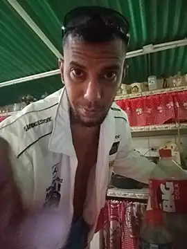 UnreadyChutzpa Pertunjukan Webcam