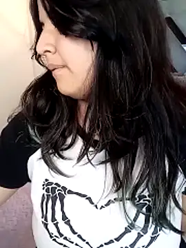 Živý XXX chat Liily_Foxxy