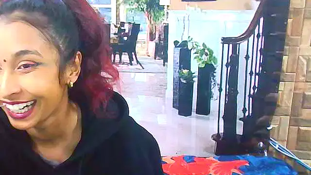 Chat XXX ao vivo de IndianSexyButt