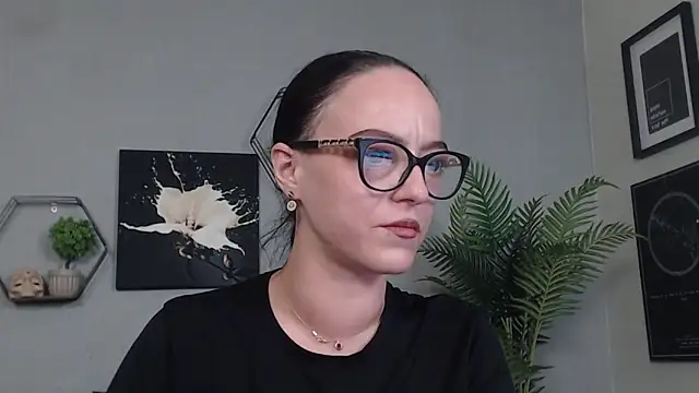 IzabelllNoir – Live XXX-chat