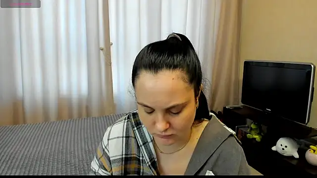 AlanaBrox's Live XXX Chat