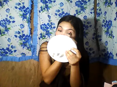 PinaySkinnyJust18's Webcam Show