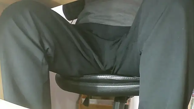 schlueppee64 网络视讯表演