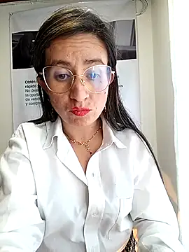Valentina--1 Chat XXX in diretta