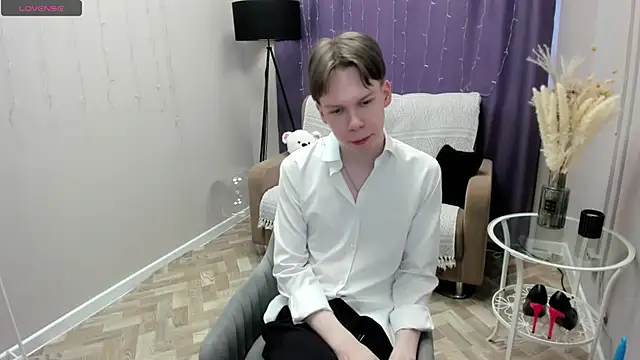 EliotMars 在線直播表演