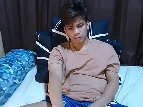 cumwhat_me's Webcam Show