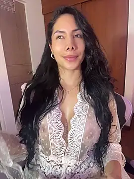 ArianaReynoldss Chat XXX live