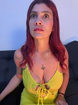 Skarlett_12_ Chat XXX in diretta