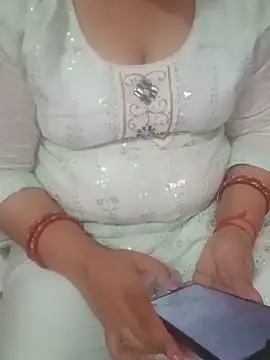 IndianQueennXn Live XXX chat