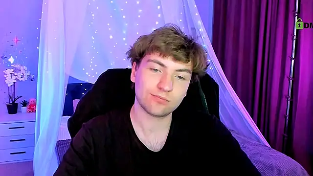 joseph_bear_'s Webcam Show
