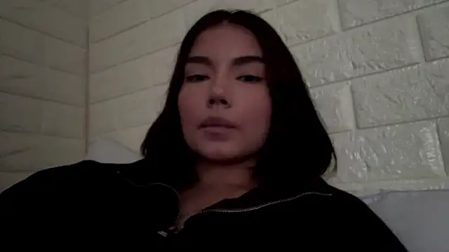 Czat XXX na żywo – MarylnMonnier