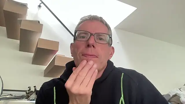 choupipat1 网络视讯表演