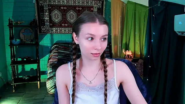 JulieDaniel's Live XXX Chat