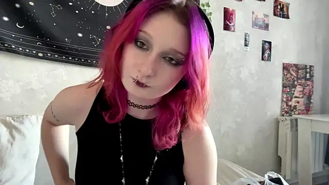 Playful_Vi Chat XXX live