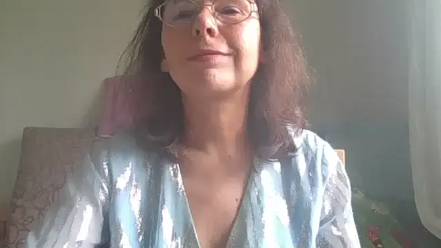 HollyJewel's Live XXX Chat