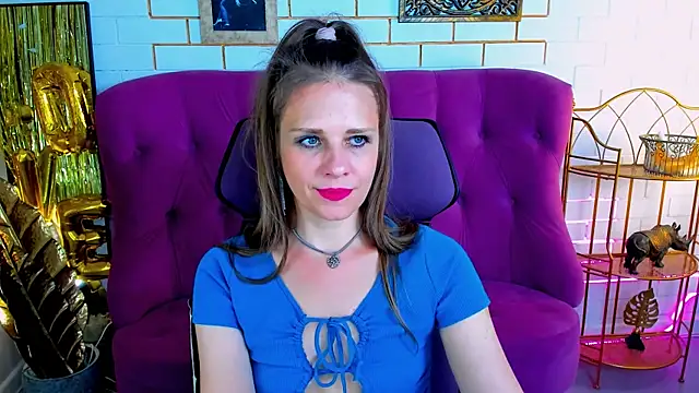 EmiliaBedy Chat XXX in diretta