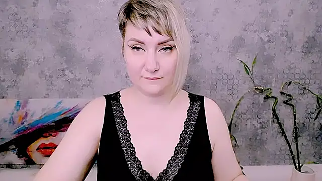 Živý XXX chat Djullia