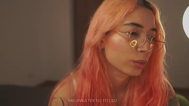 dearnina_のライブXXXチャット