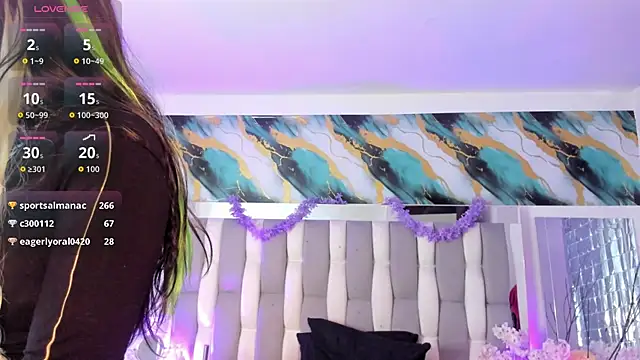 Chatroom XXX en direct de IsaDiiaz