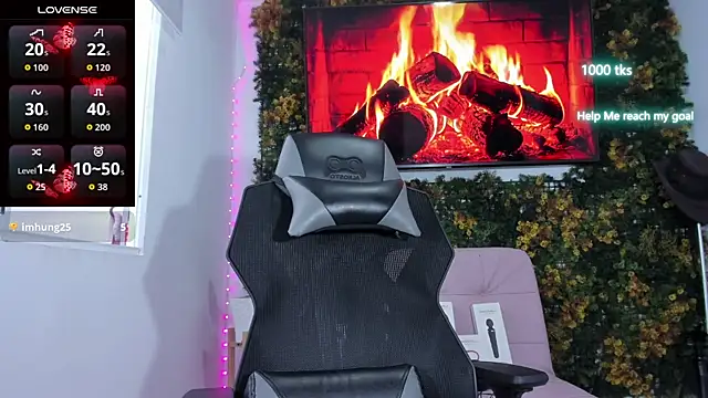 Živý XXX chat emily_palmeer