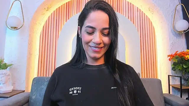 violet_scott_ Adlı Modelin Canlı XXX Sohbeti