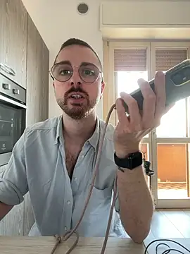 ItalianAlex Live XXX-chat