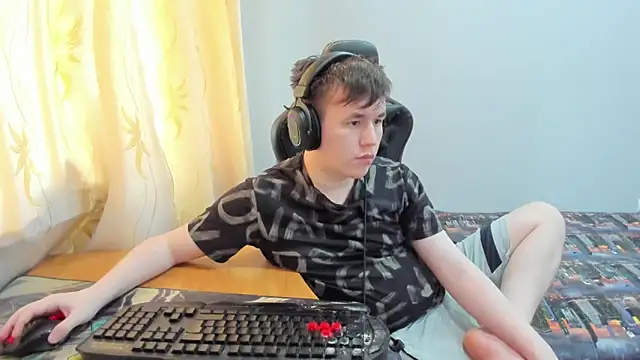 Онлайн чат XXX iliaskrislove
