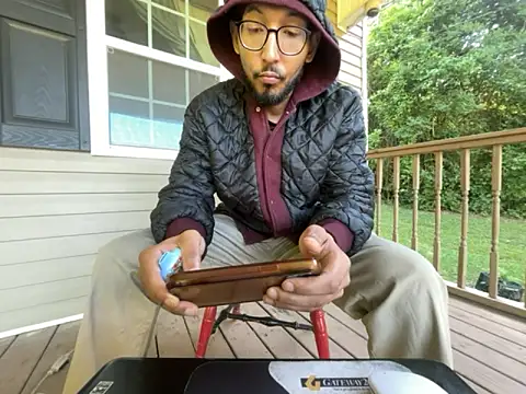 ThrowedWorldWide's Live XXX Chat
