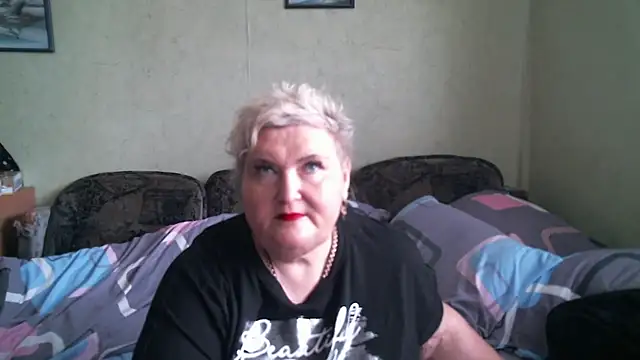 Lana555 élő XXX-chatje