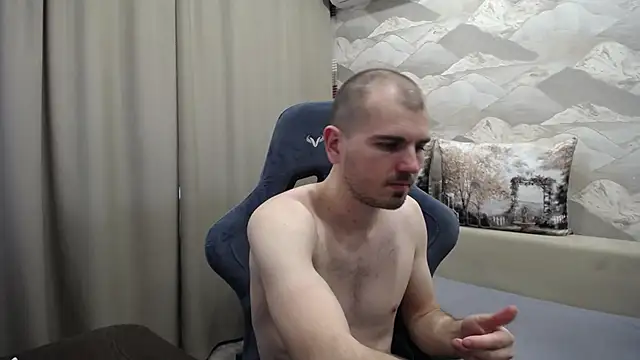 XXX chat uživo modela SerzhKorol1
