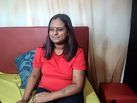 Indian_sunshine: онлайн-секс-чат