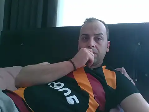 Yldrmm_9553 Adlı Modelin Web Kamerası Şovu